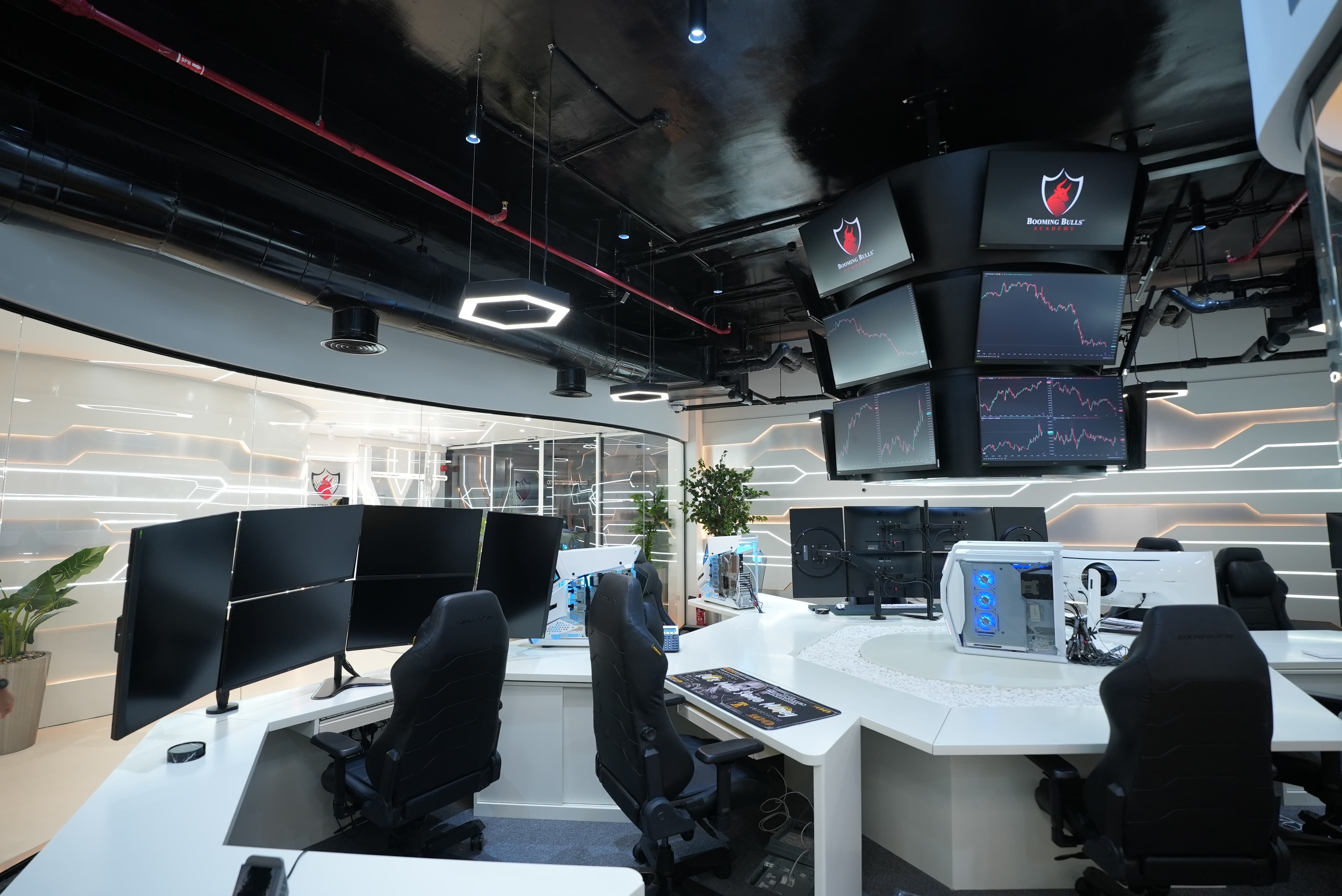 Trading floor view 3